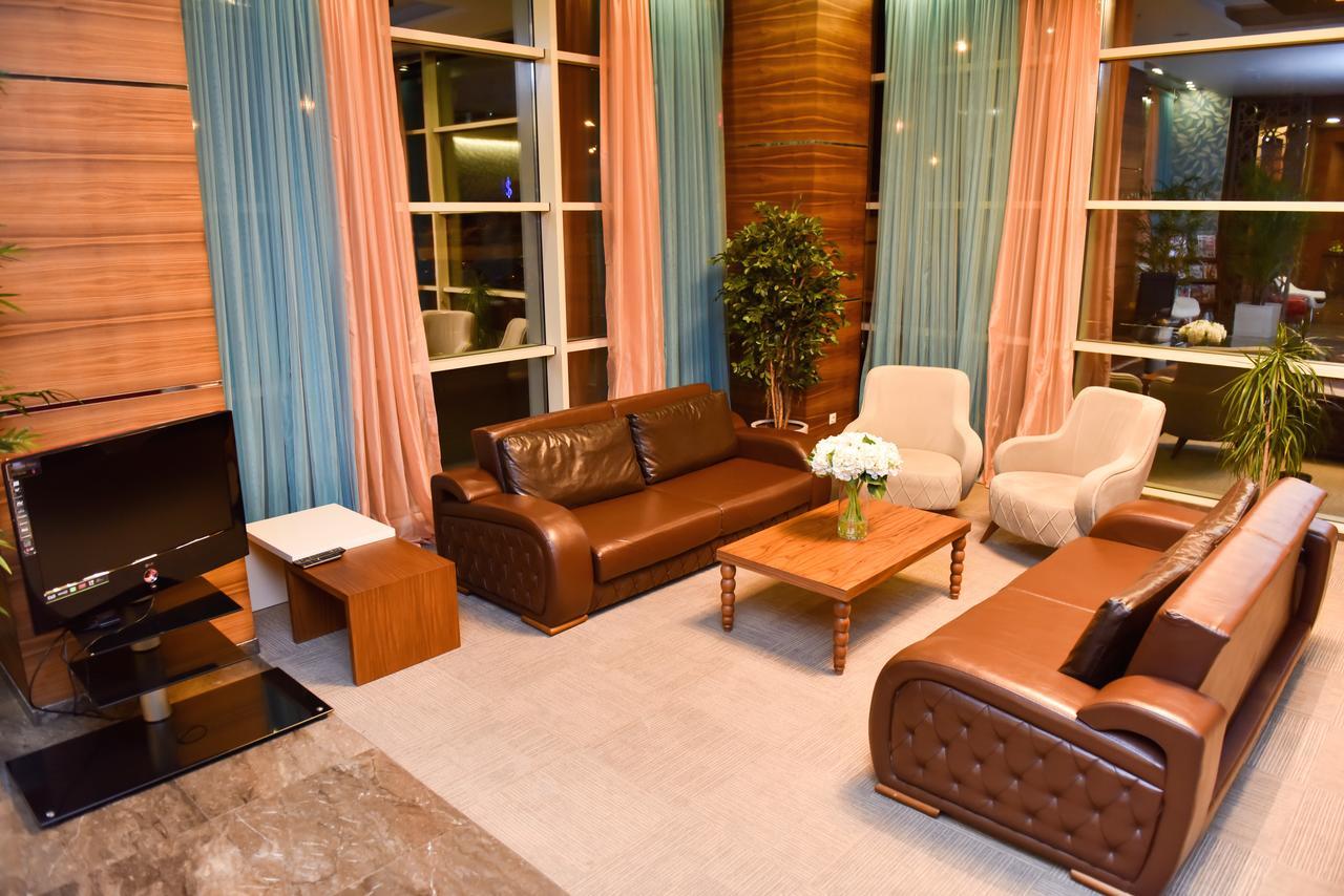 Ozgobek Ronesans Hotel De Luxe 우샤크 외부 사진