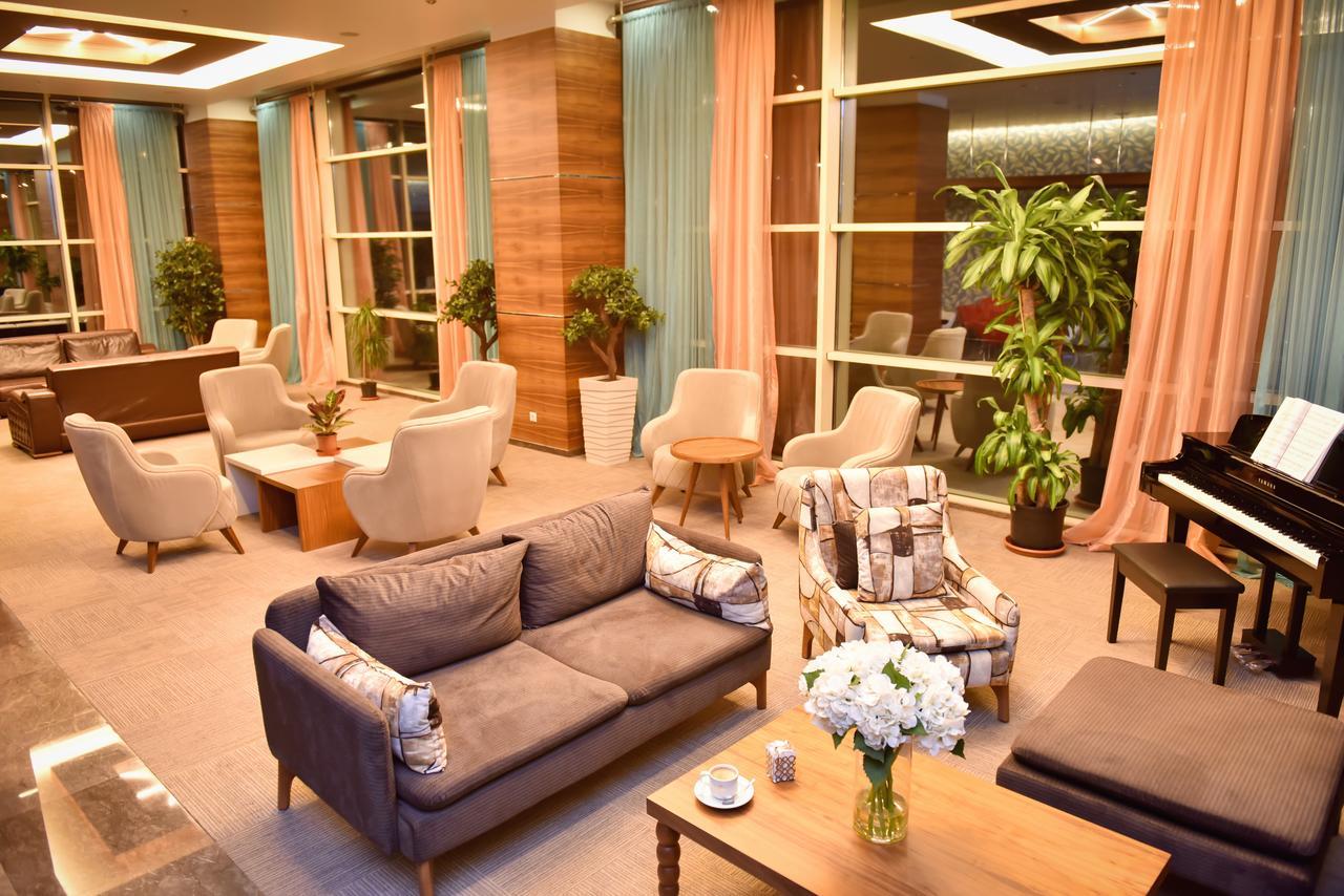 Ozgobek Ronesans Hotel De Luxe 우샤크 외부 사진