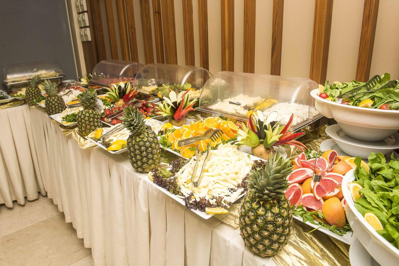 Ozgobek Ronesans Hotel De Luxe 우샤크 외부 사진